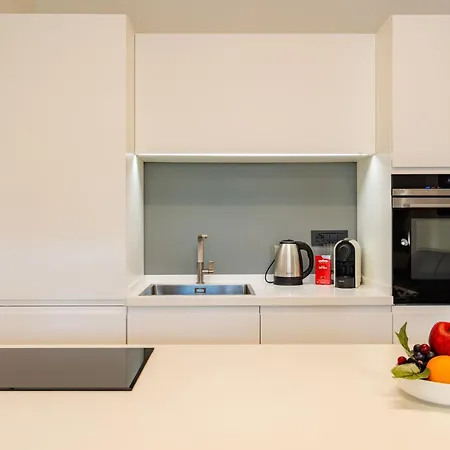 Am By Interhome *